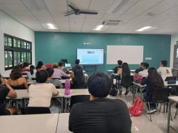Conferencia internacional, taller de formación de pensamiento crítico